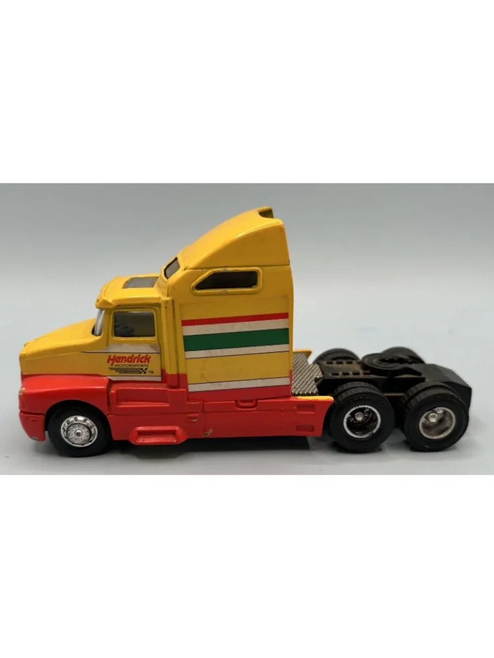1992 Racing Champions Hendricks Motor Sports Semi Tractor Cab Yellow China